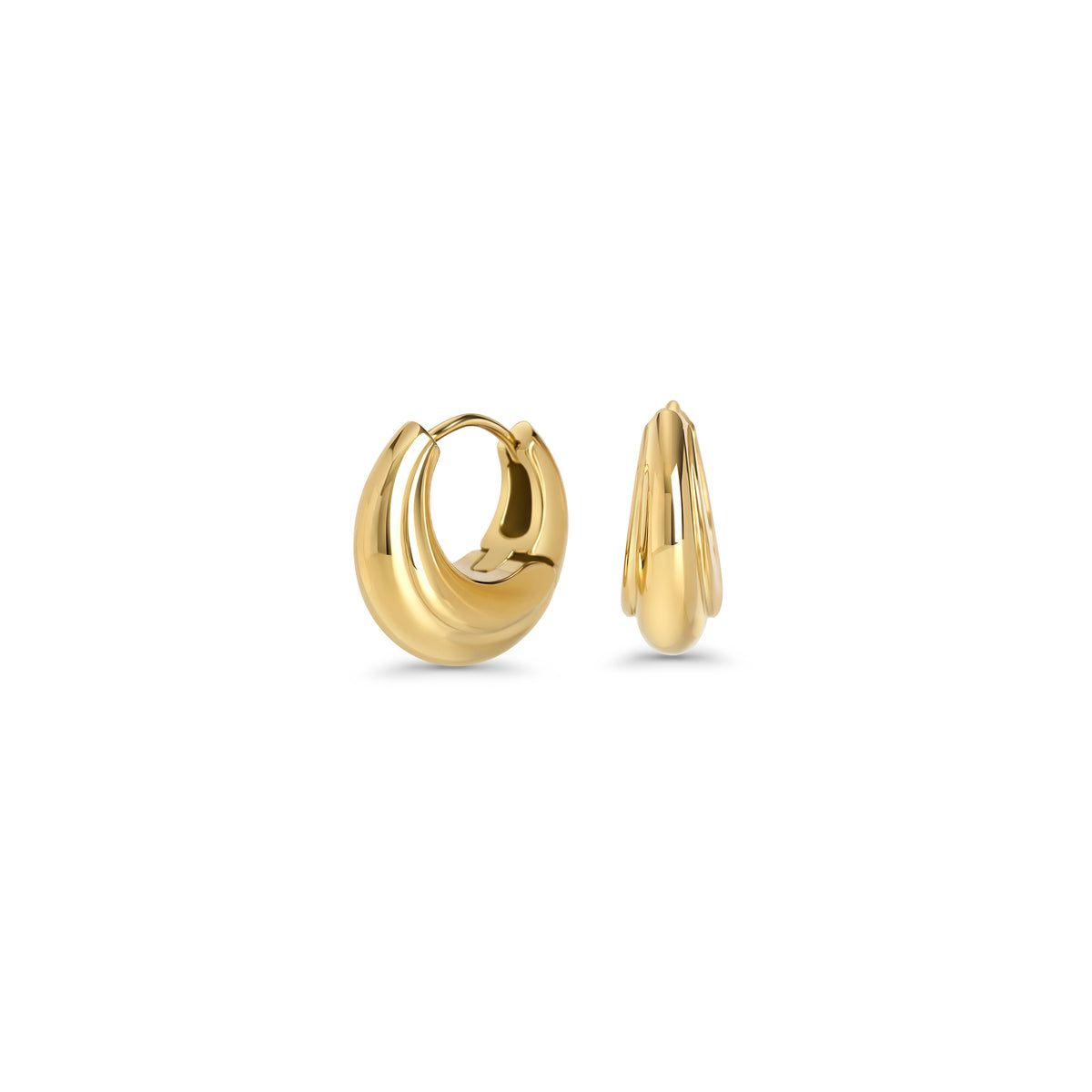 Polished gold chunky hoop earrings with a smooth domed design on a white background. Nickel-free, waterproof & tarnish-resistant stainless steel earrings for sensitive skin, minimalist luxury jewelry by Mia Bijoux Canada.
Boucles d'oreilles anneaux dorées larges au design dôme lisse sur fond blanc. Boucles d'oreilles en acier inoxydable sans nickel, résistantes à l'eau et anti-ternissement pour peaux sensibles, bijouterie de luxe minimaliste par Mia Bijoux Canada.
