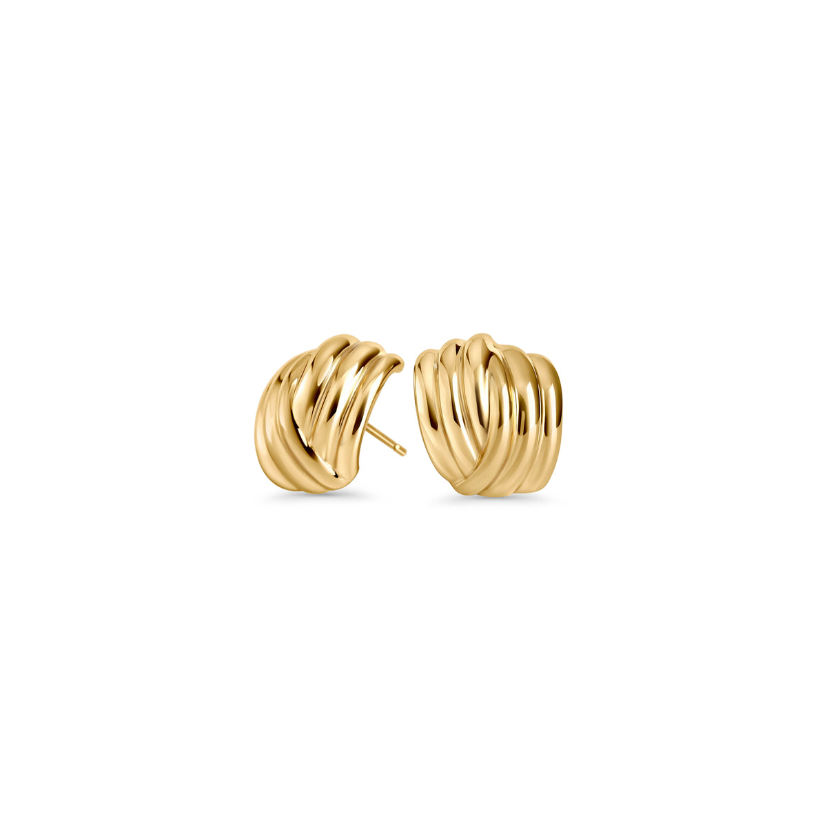 Gold stud earrings with a curved ribbed design on a white background. Nickel-free and waterproof jewelry by Mia Bijoux Canada.
Boucles d'oreilles dorées au design courbé à rainures sur fond blanc. Bijoux sans nickel et résistants à l'eau par Mia Bijoux Canada.