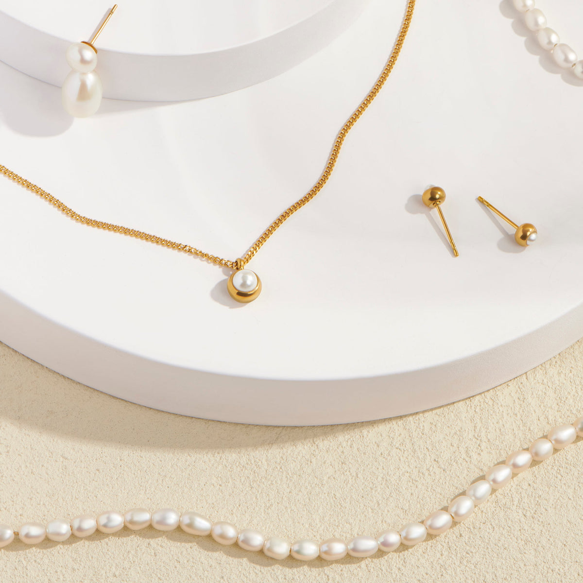 Set of allergy free stainless steel earrings and necklace with pearls ensemble boucles d'oreilles et collier acier inoxydable aucune allergie avec perles MIAJWL