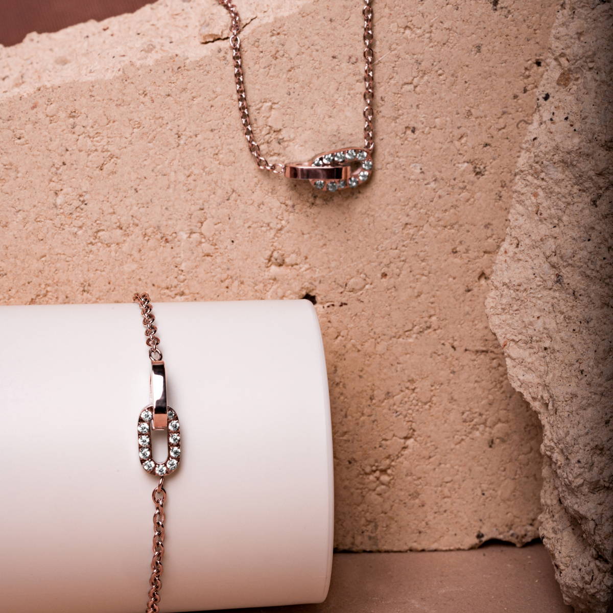 Bracelet et Collier pendentif pour meilleure amie 2 maillons acier inoxydable argent avec pierres hypoallergénique et résistant à la ternissure rose gold MIA JWL